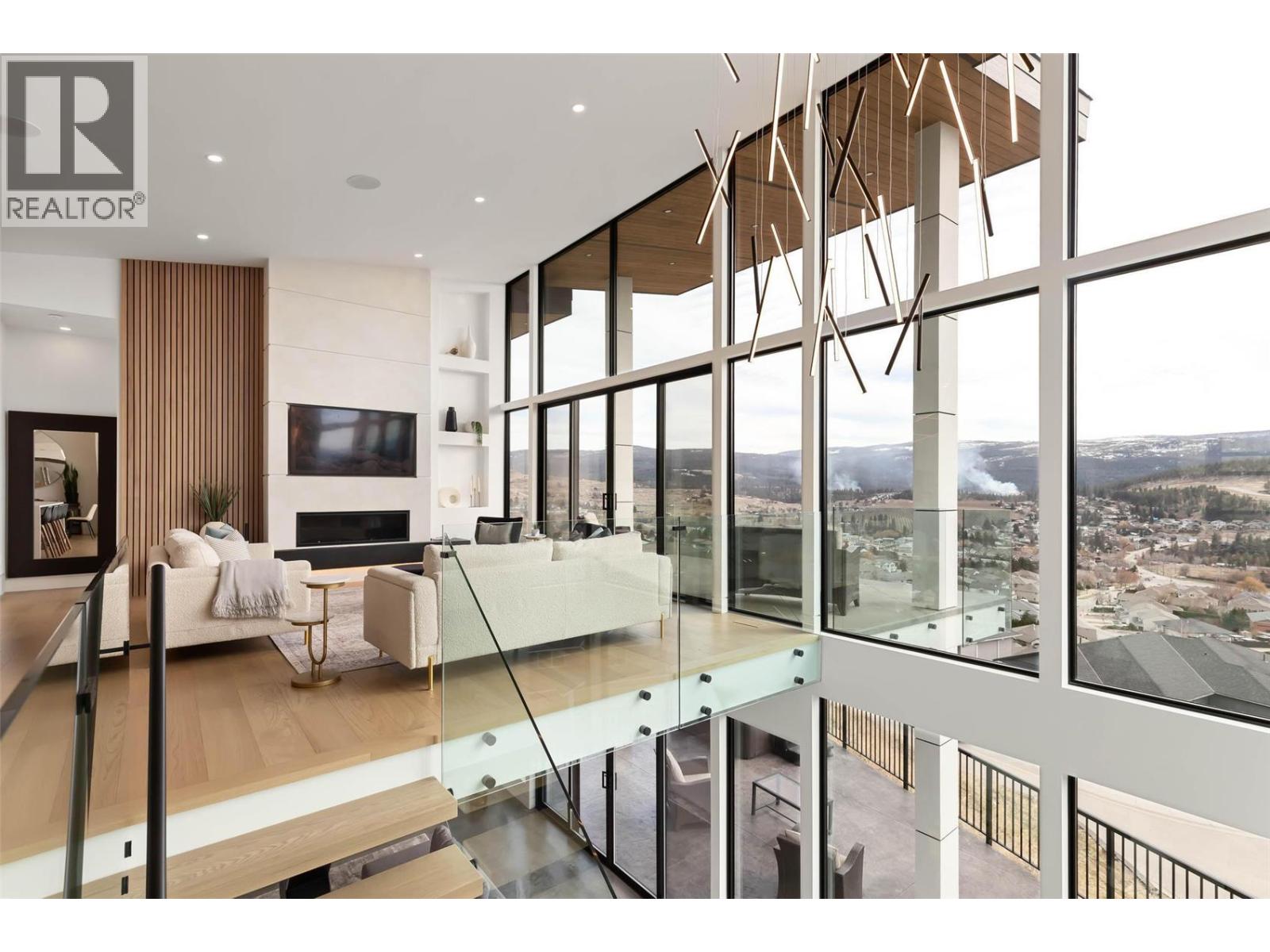  1505 Fairwood Lane, Kelowna