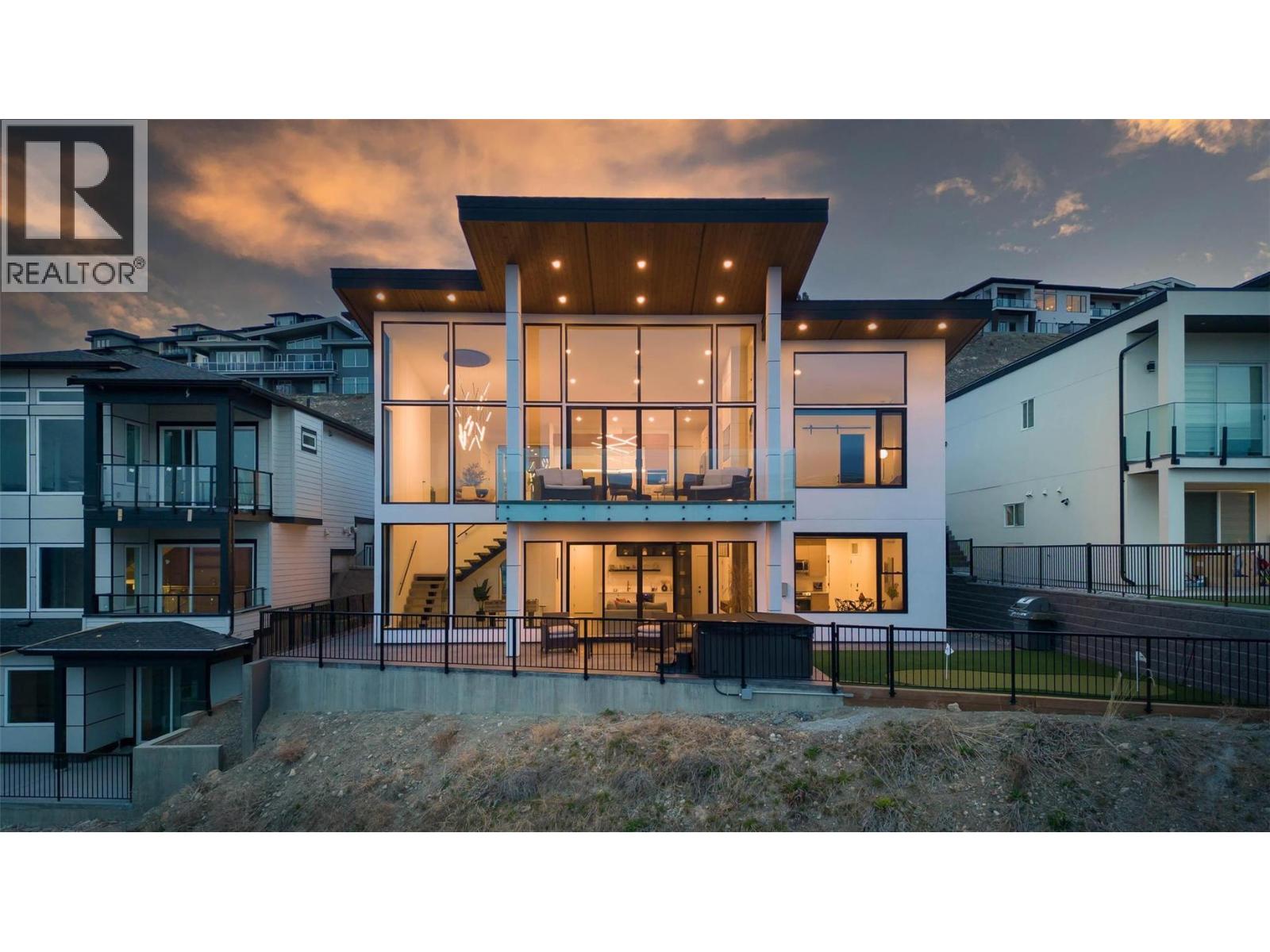  1505 Fairwood Lane, Kelowna