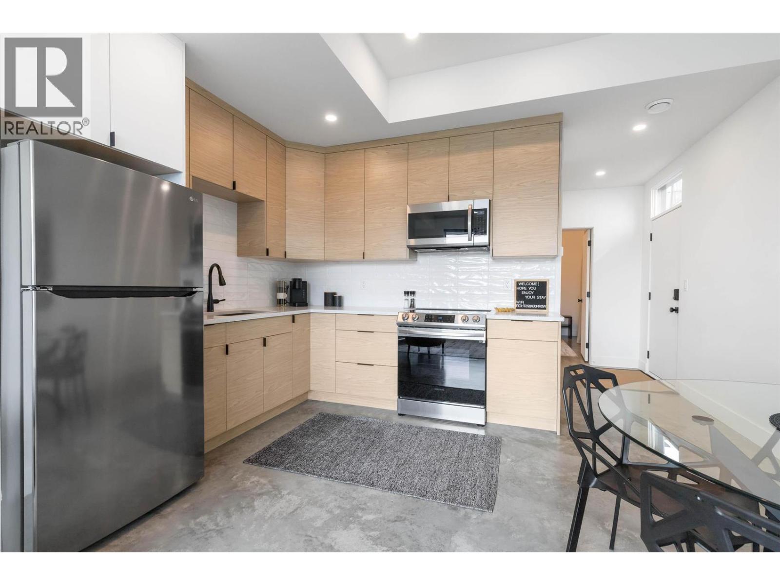  1505 Fairwood Lane, Kelowna