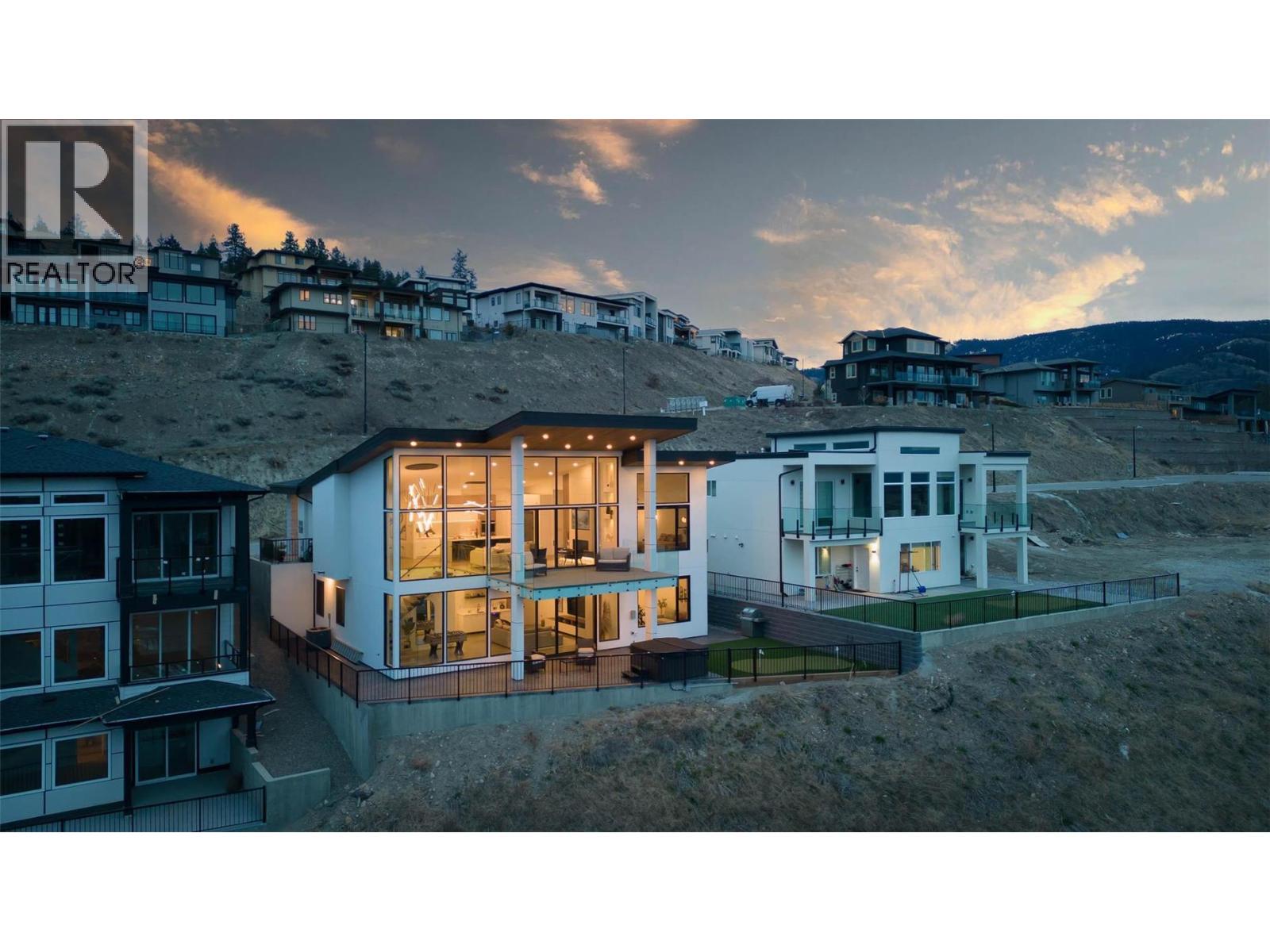  1505 Fairwood Lane, Kelowna