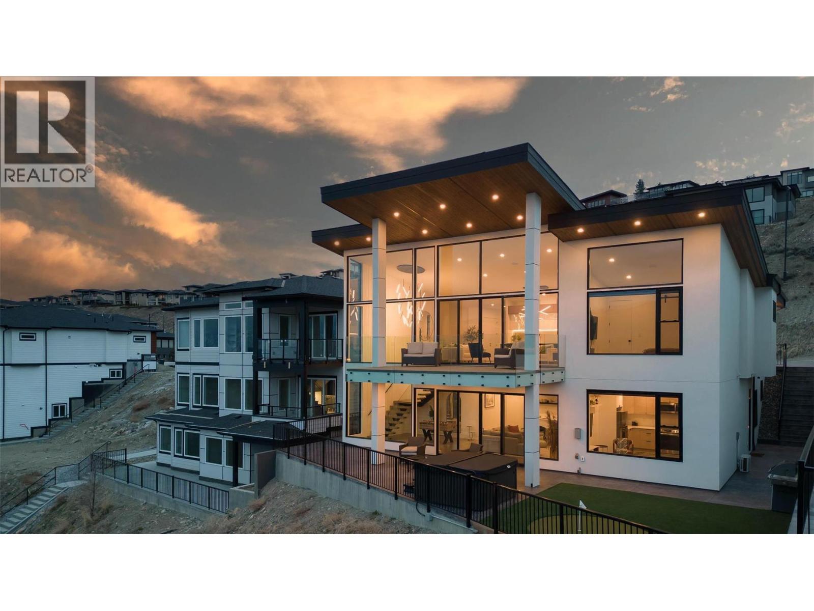  1505 Fairwood Lane, Kelowna