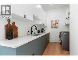 Kitchen - 1505 Fairwood Lane, Kelowna, BC V1P0A4 Photo 20
