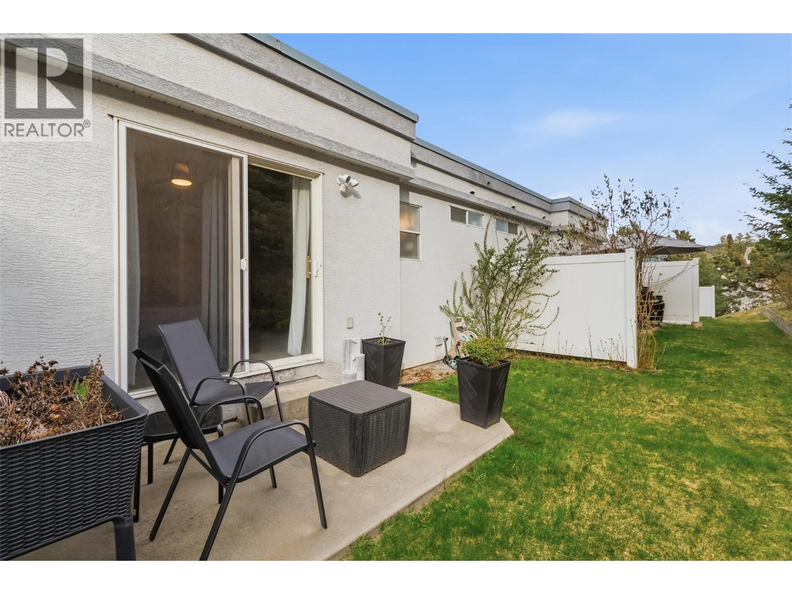 #4 245 WHISTLER DRIVE - 35