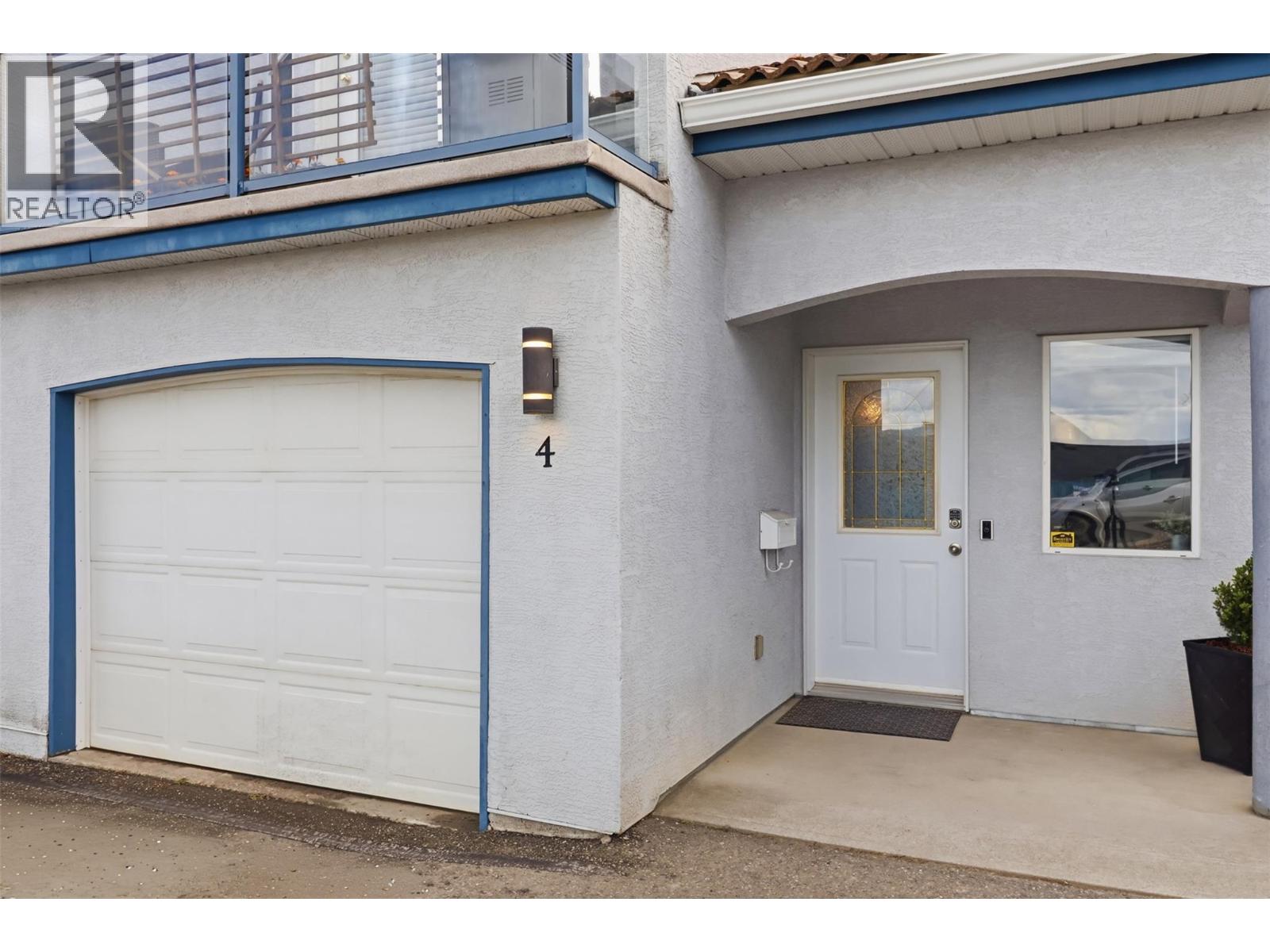 #4 245 WHISTLER DRIVE - 51