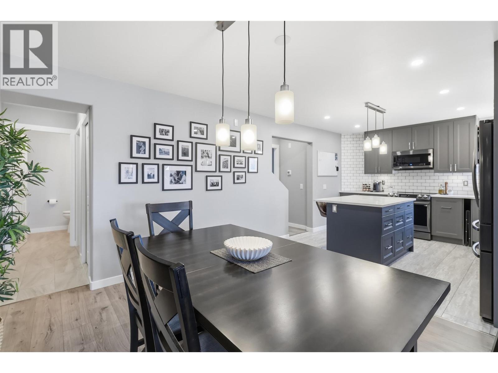 #4 245 WHISTLER DRIVE - 8