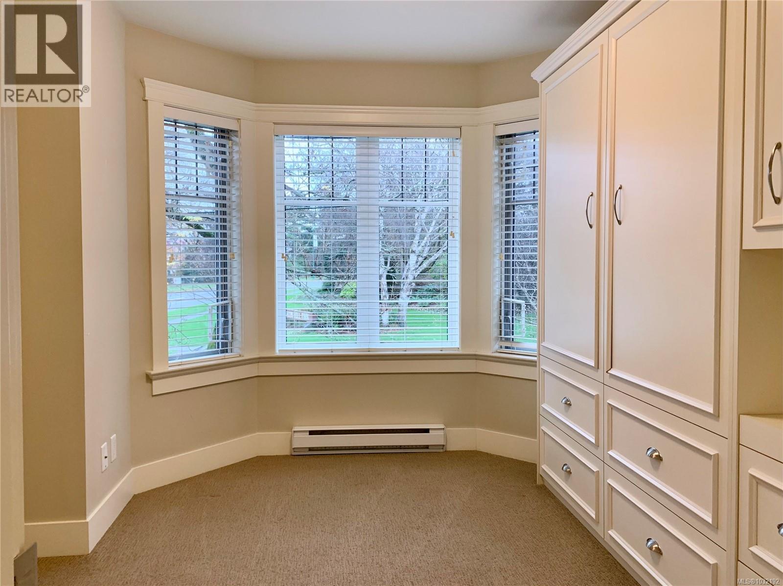 8 675 Superior Street, Victoria