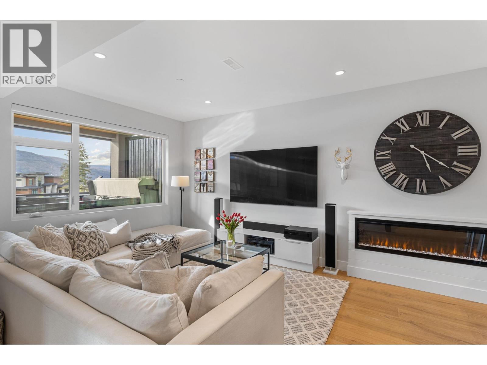 9776 Centrestone Crescent, Lake Country