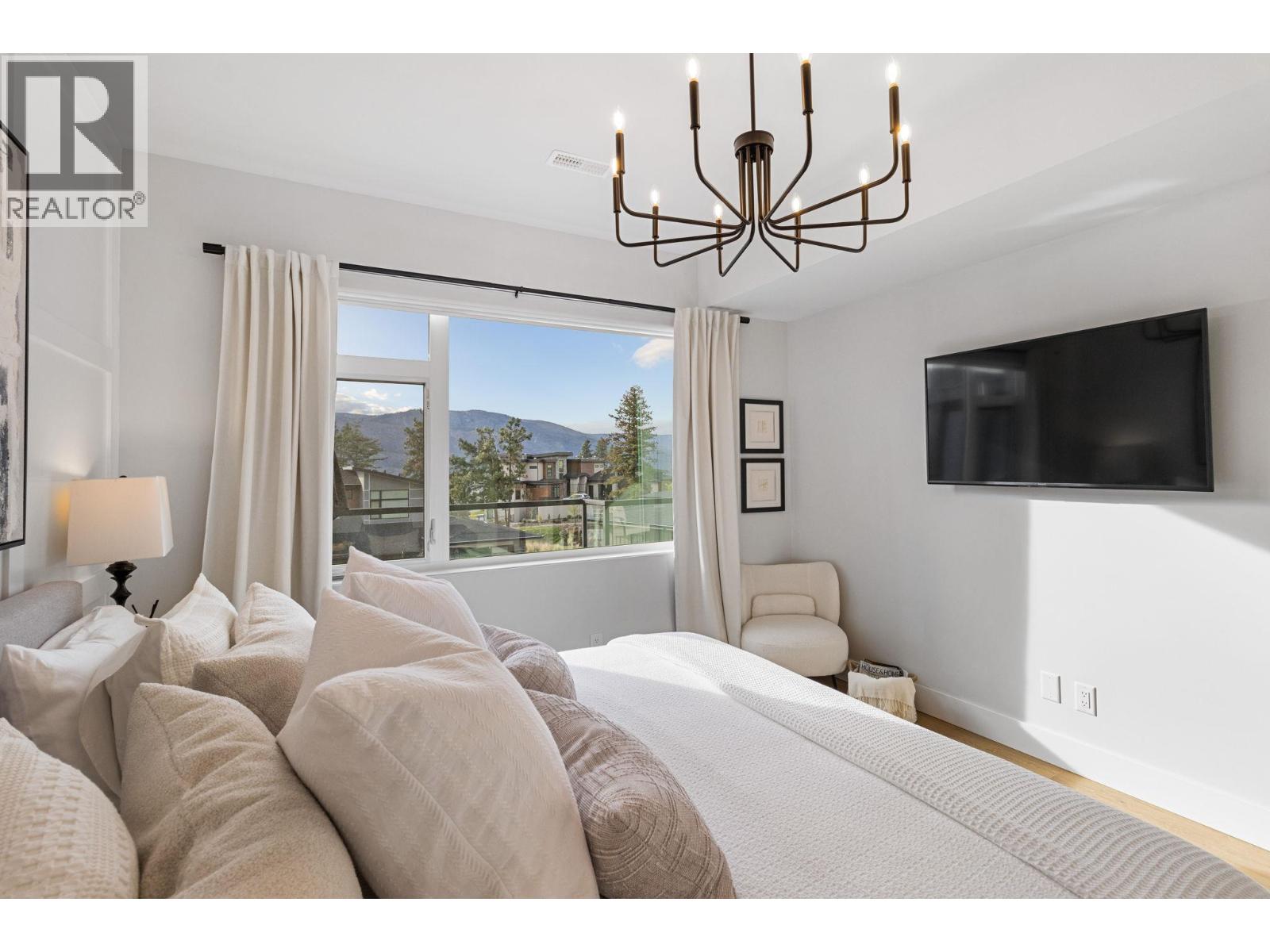 9776 Centrestone Crescent - 48