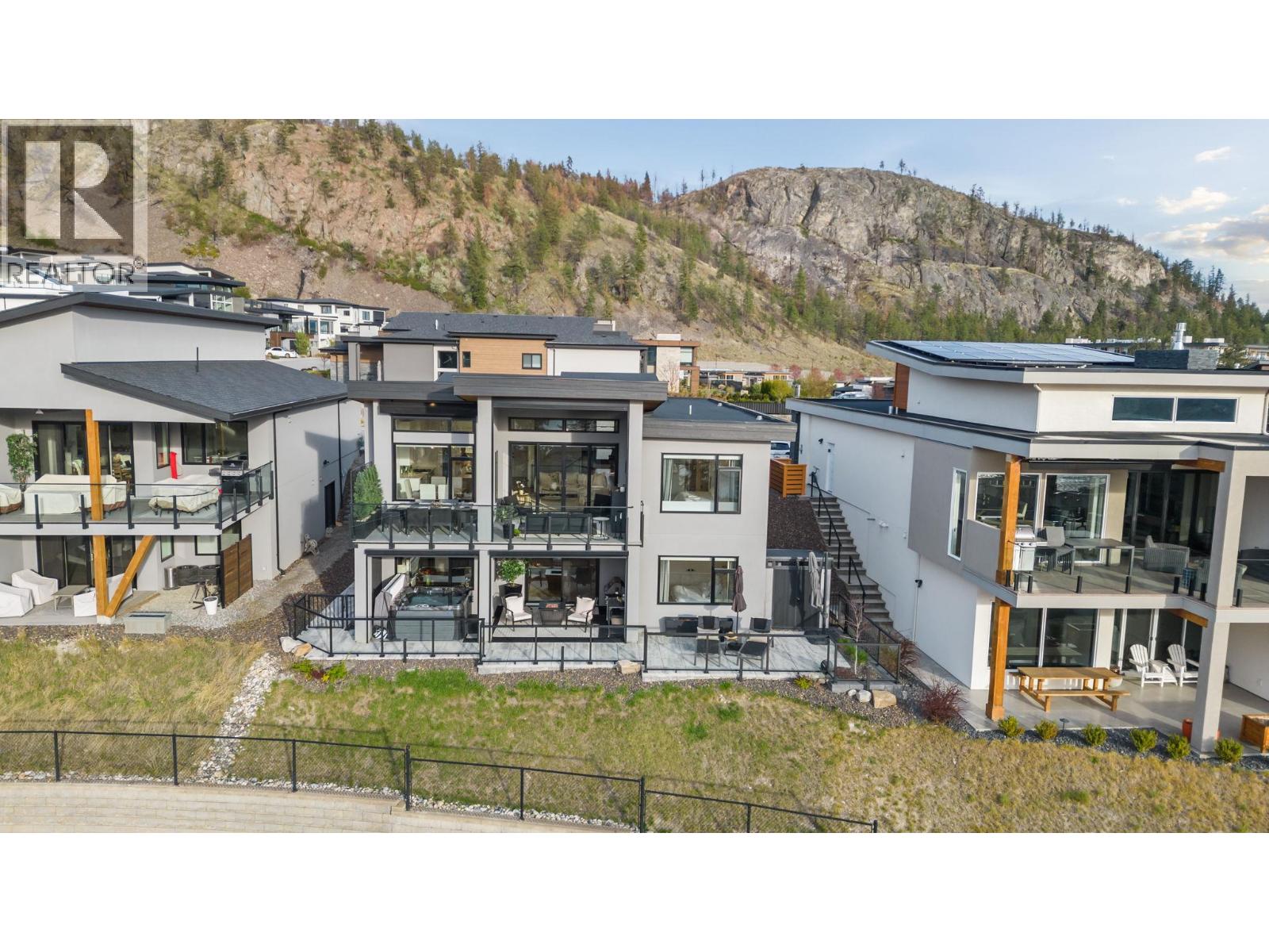 9776 Centrestone Crescent, Lake Country