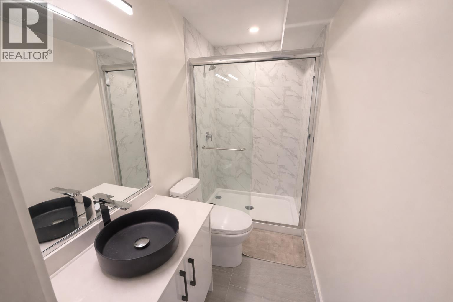 1108 MAGEE STREET, Squamish
