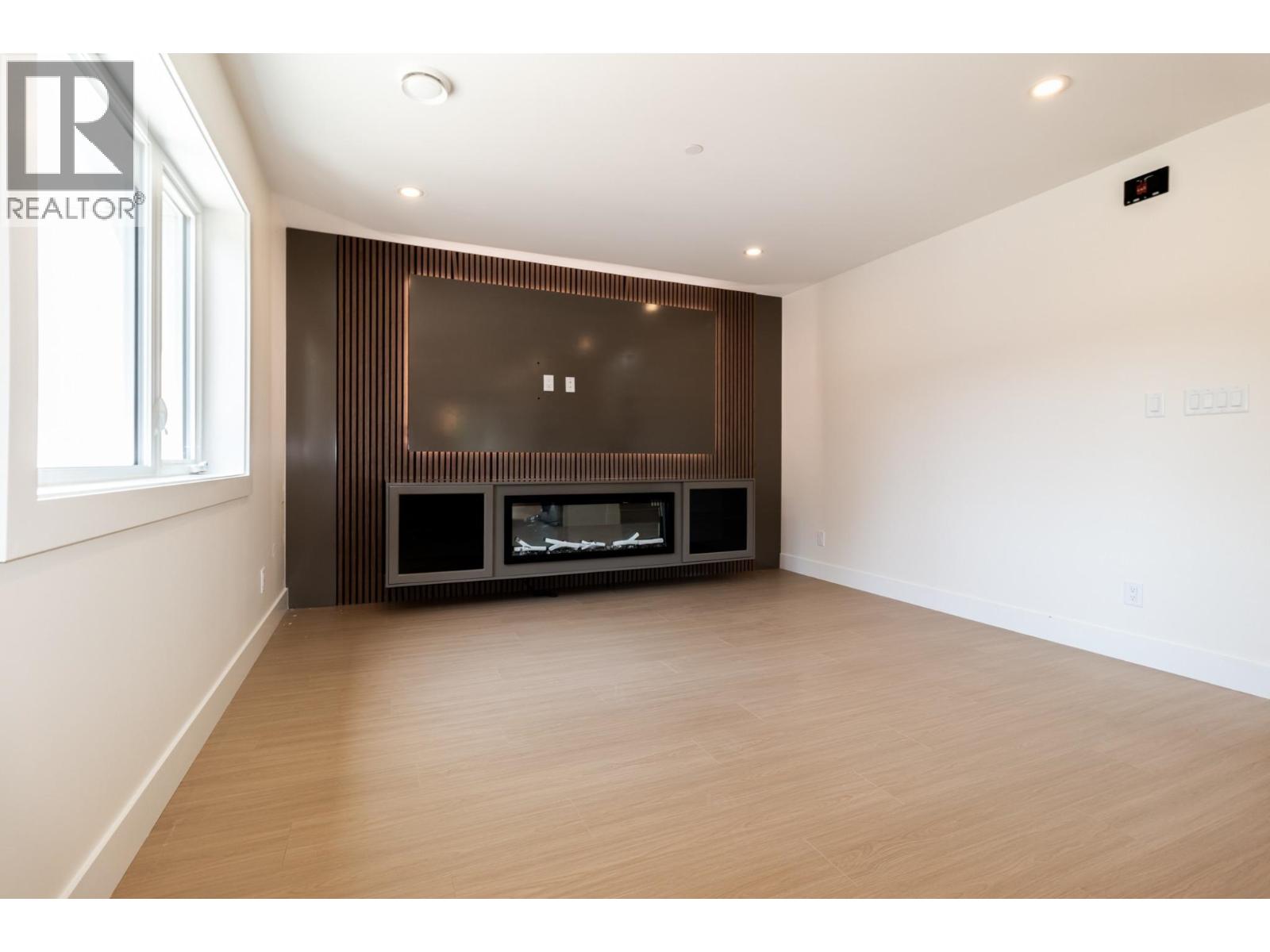 1108 MAGEE STREET — photo 3