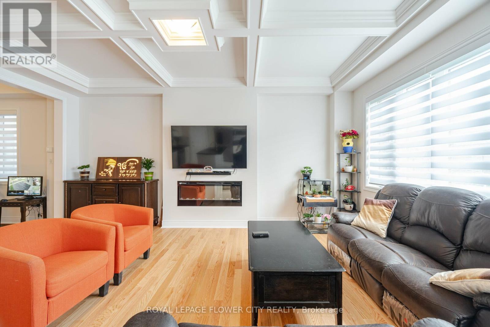36 ICON STREET S — photo 11