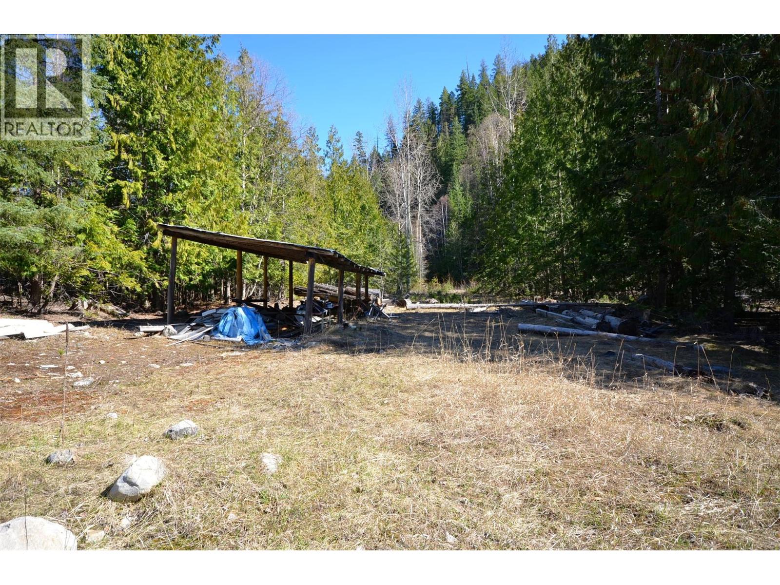 1538 Creighton Valley Road - 33
