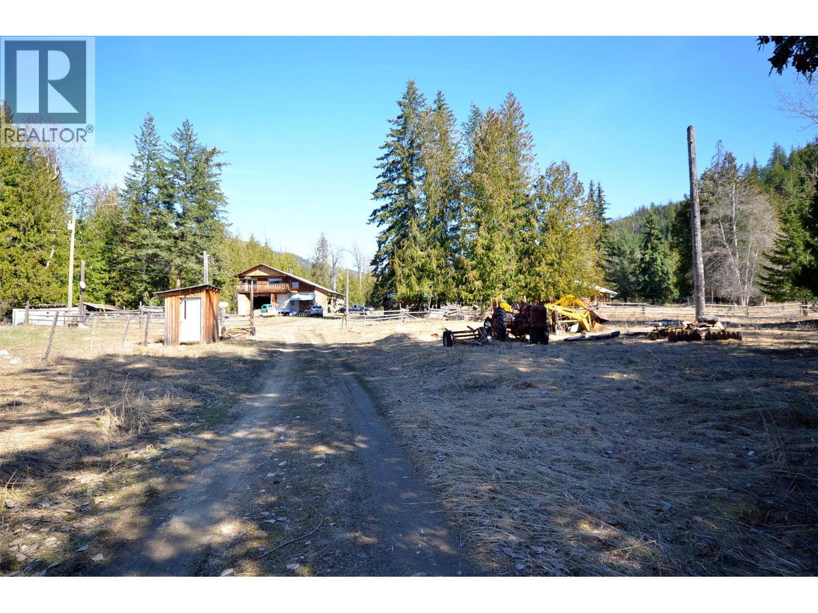 1538 Creighton Valley Road - 2