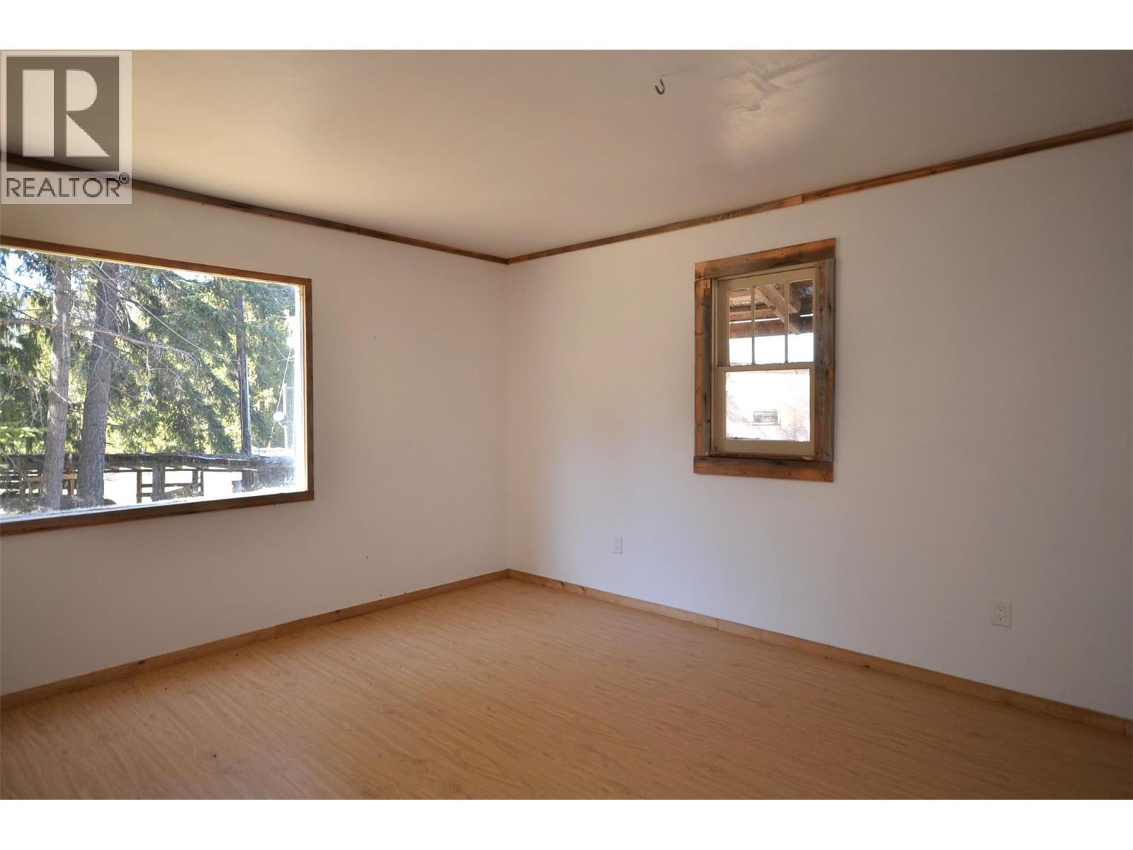 1538 Creighton Valley Road - 55