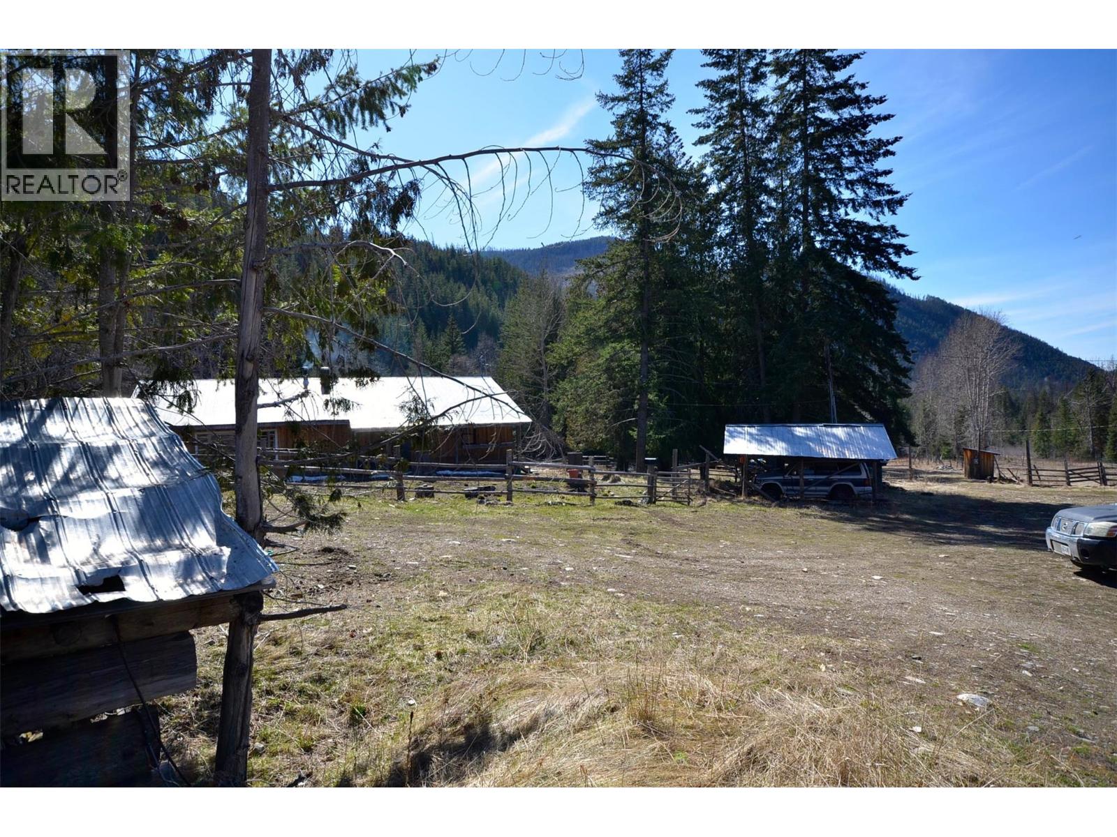 1538 Creighton Valley Road - 3