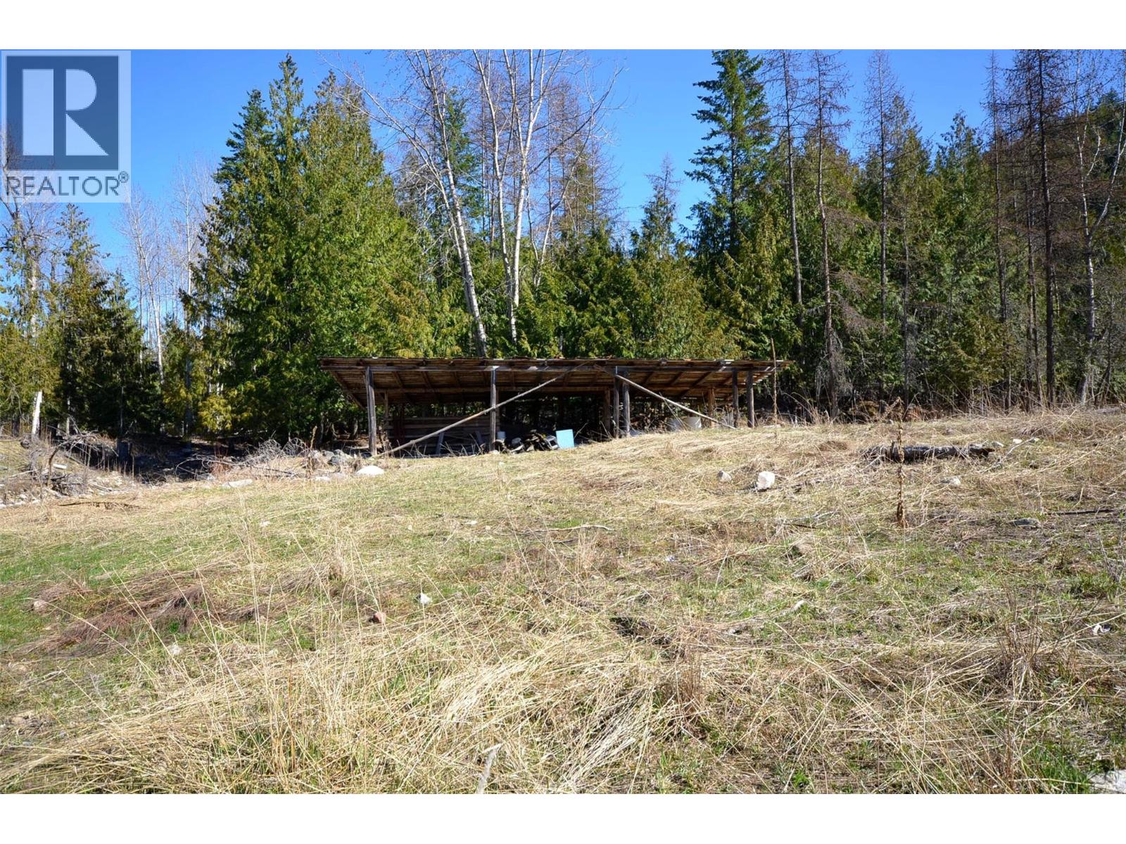 1538 Creighton Valley Road - 29