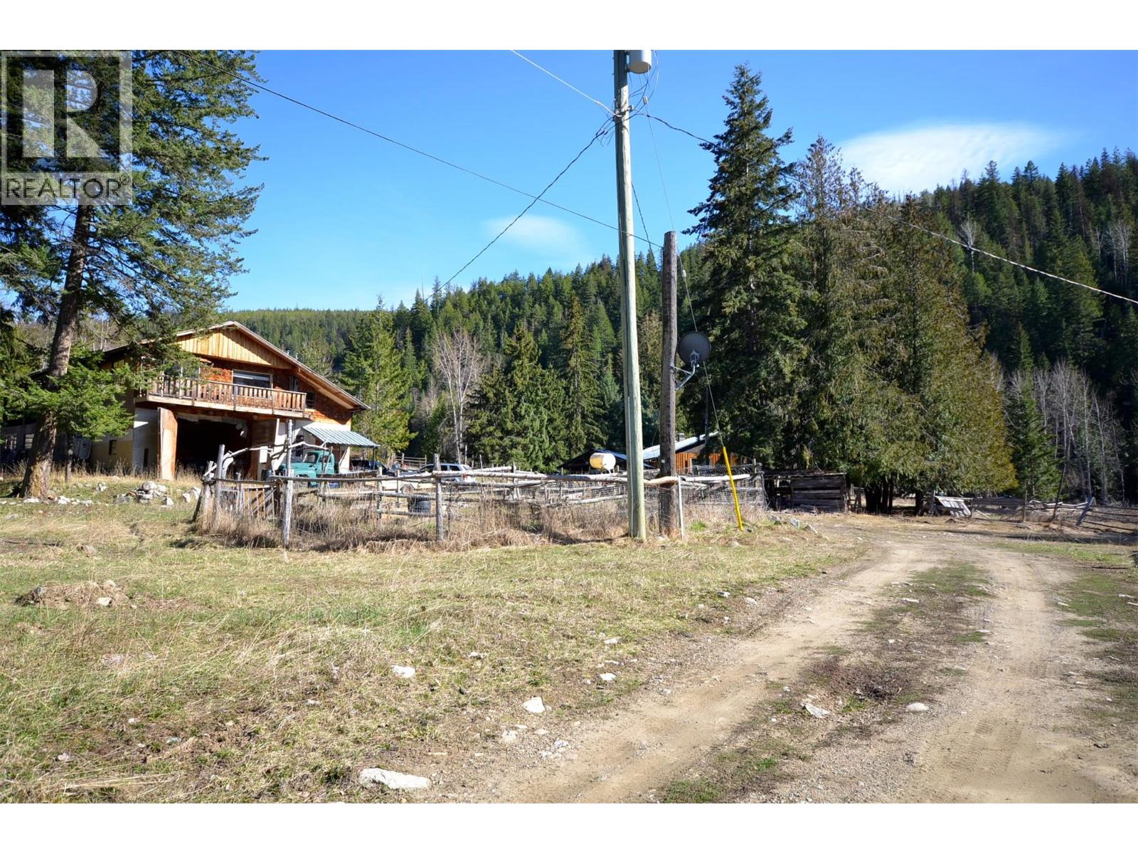 1538 CREIGHTON VALLEY ROAD - 95