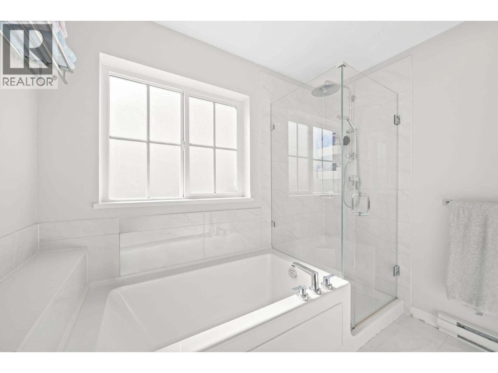 #67-5551 ADMIRAL Way, Delta