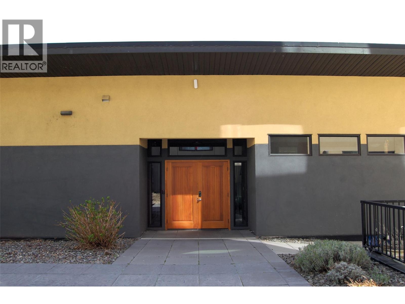 205 3311 Wilson Street, Penticton