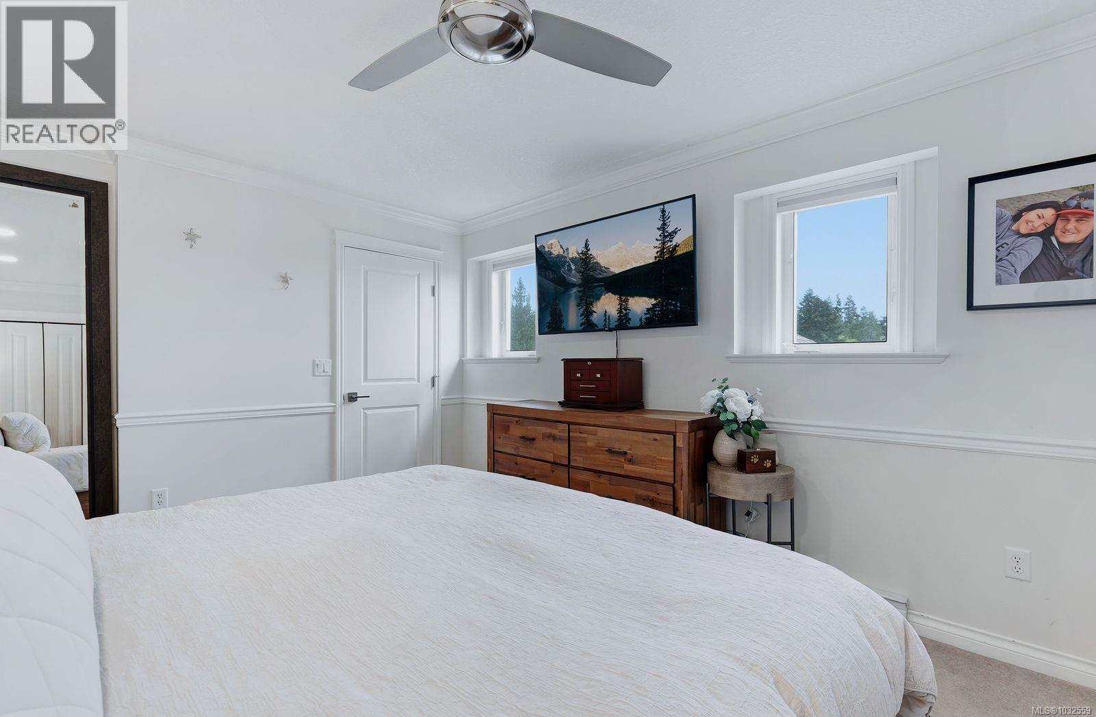 261 Applegreen Ave, Nanaimo