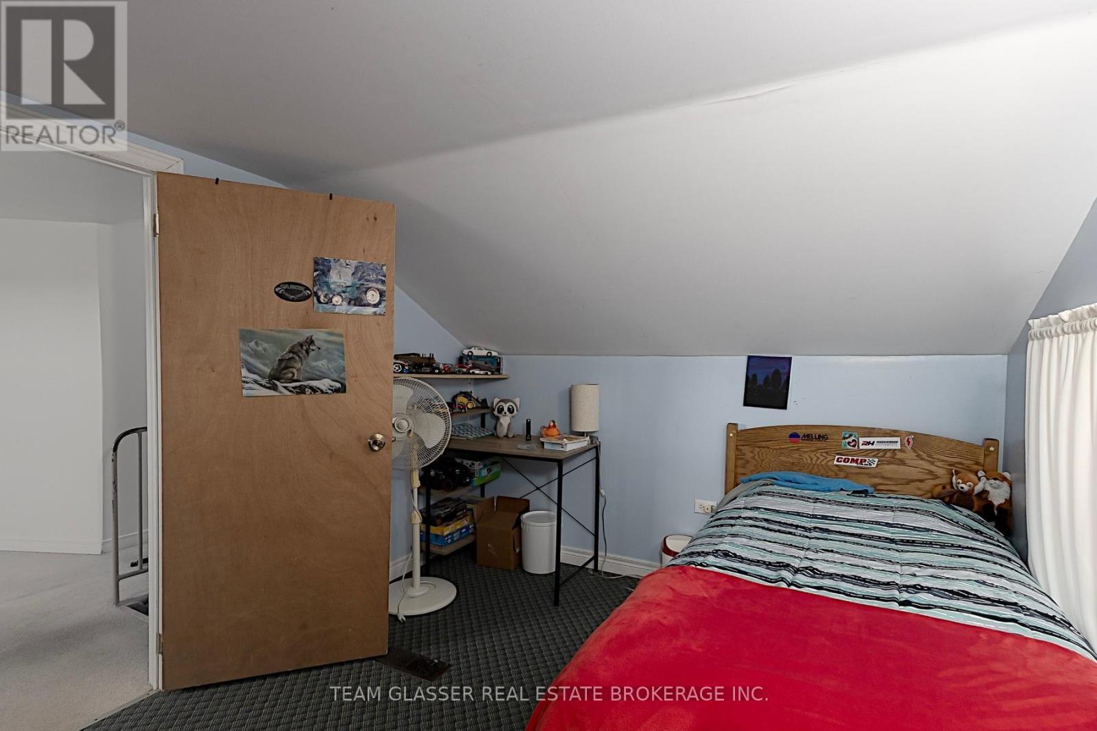 53216 NOVA SCOTIA LINE E Property Photo