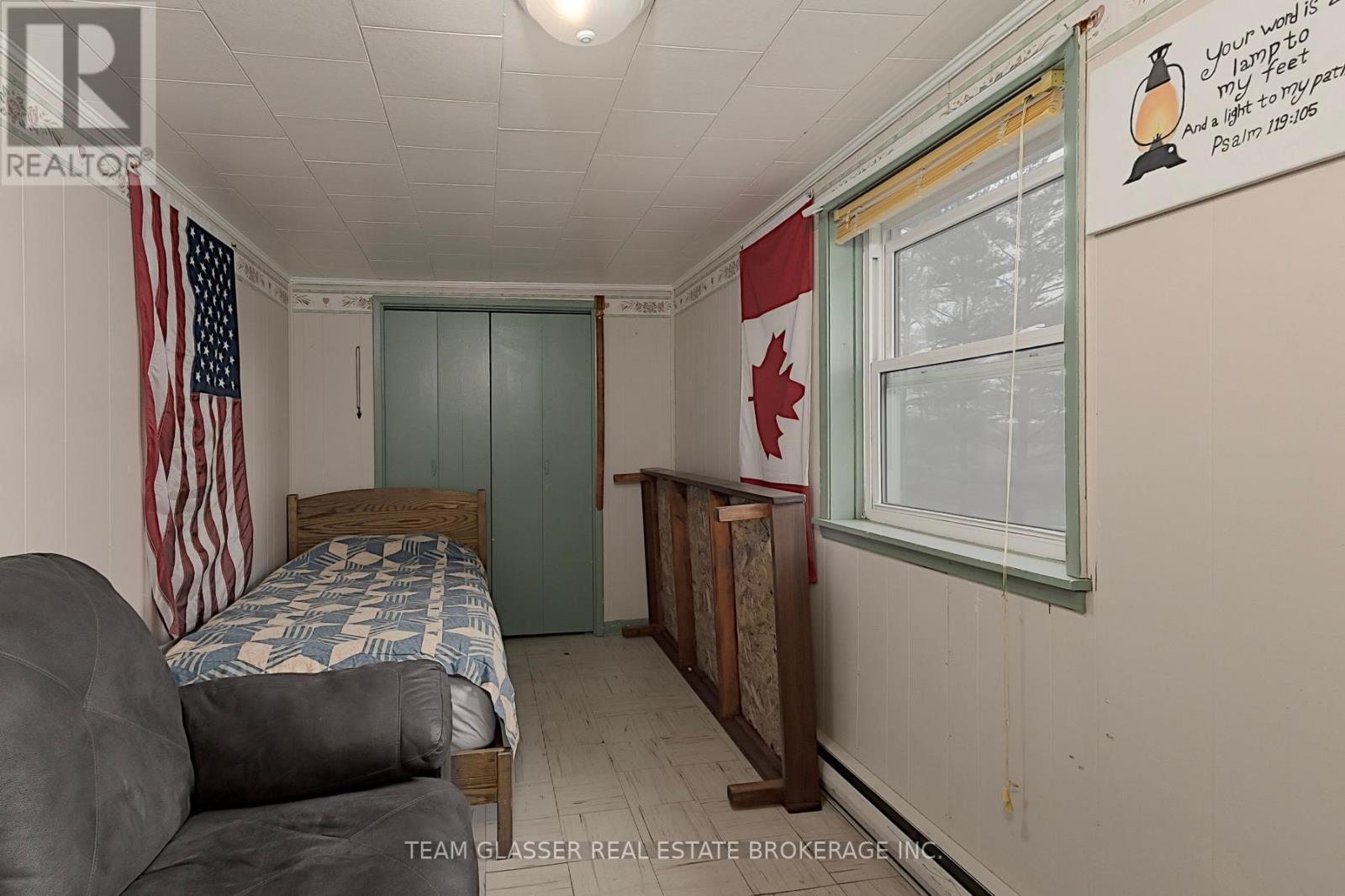 53216 NOVA SCOTIA LINE E Property Photo