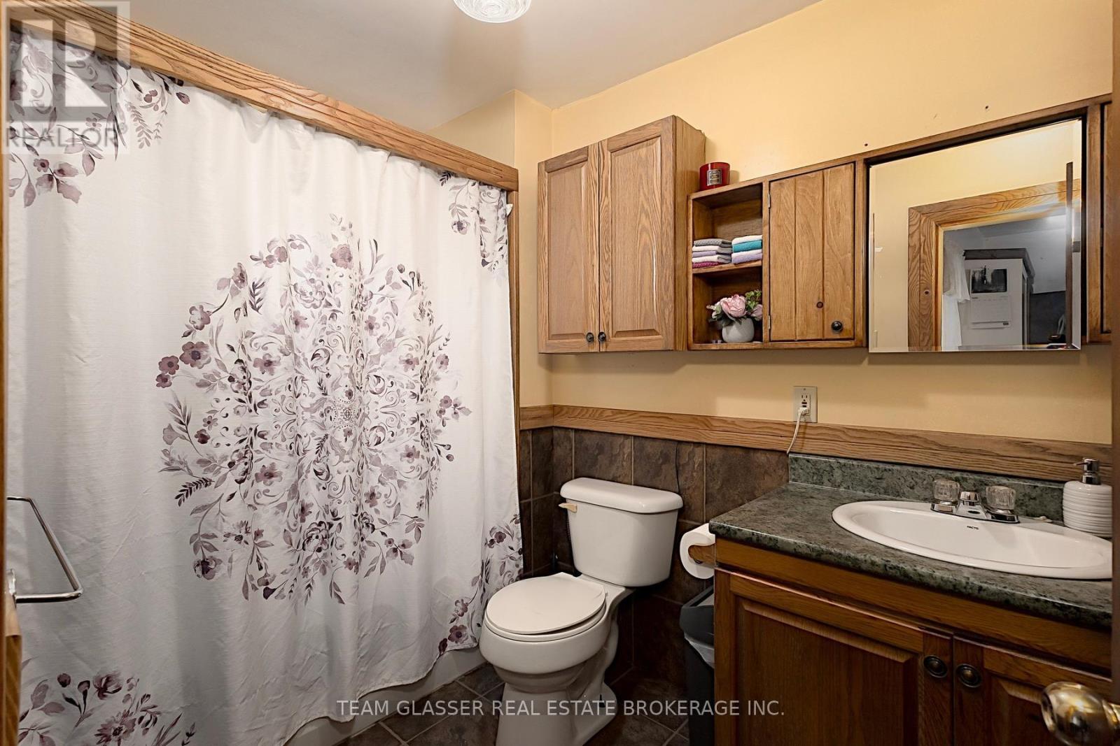 53216 NOVA SCOTIA LINE E Property Photo