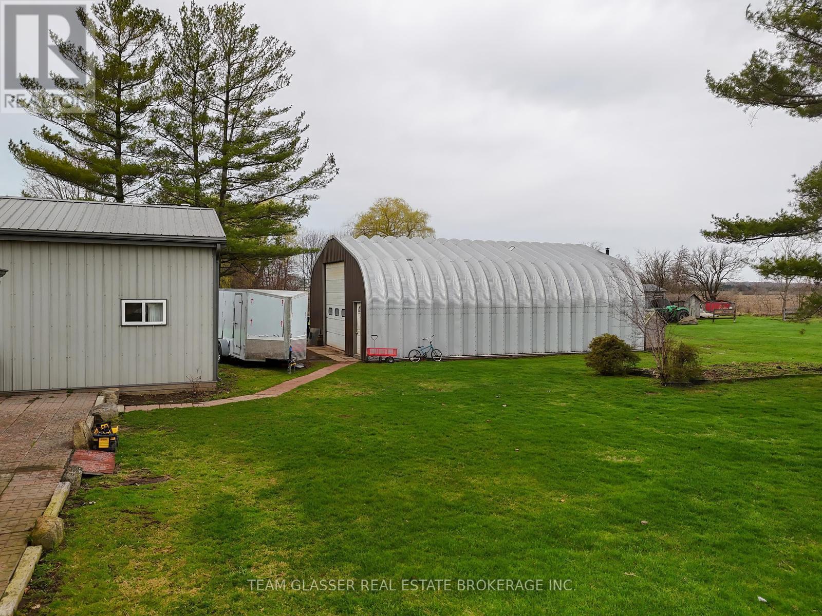 53216 NOVA SCOTIA LINE E Property Photo