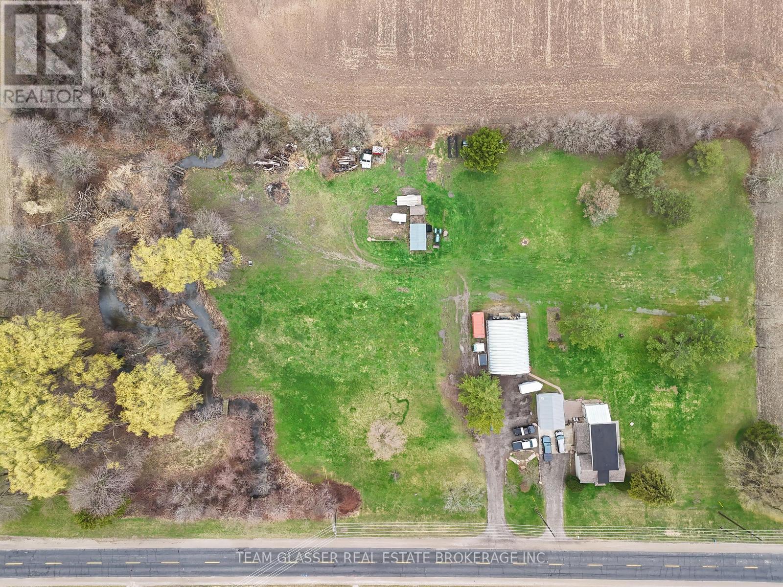 53216 NOVA SCOTIA LINE E Property Photo