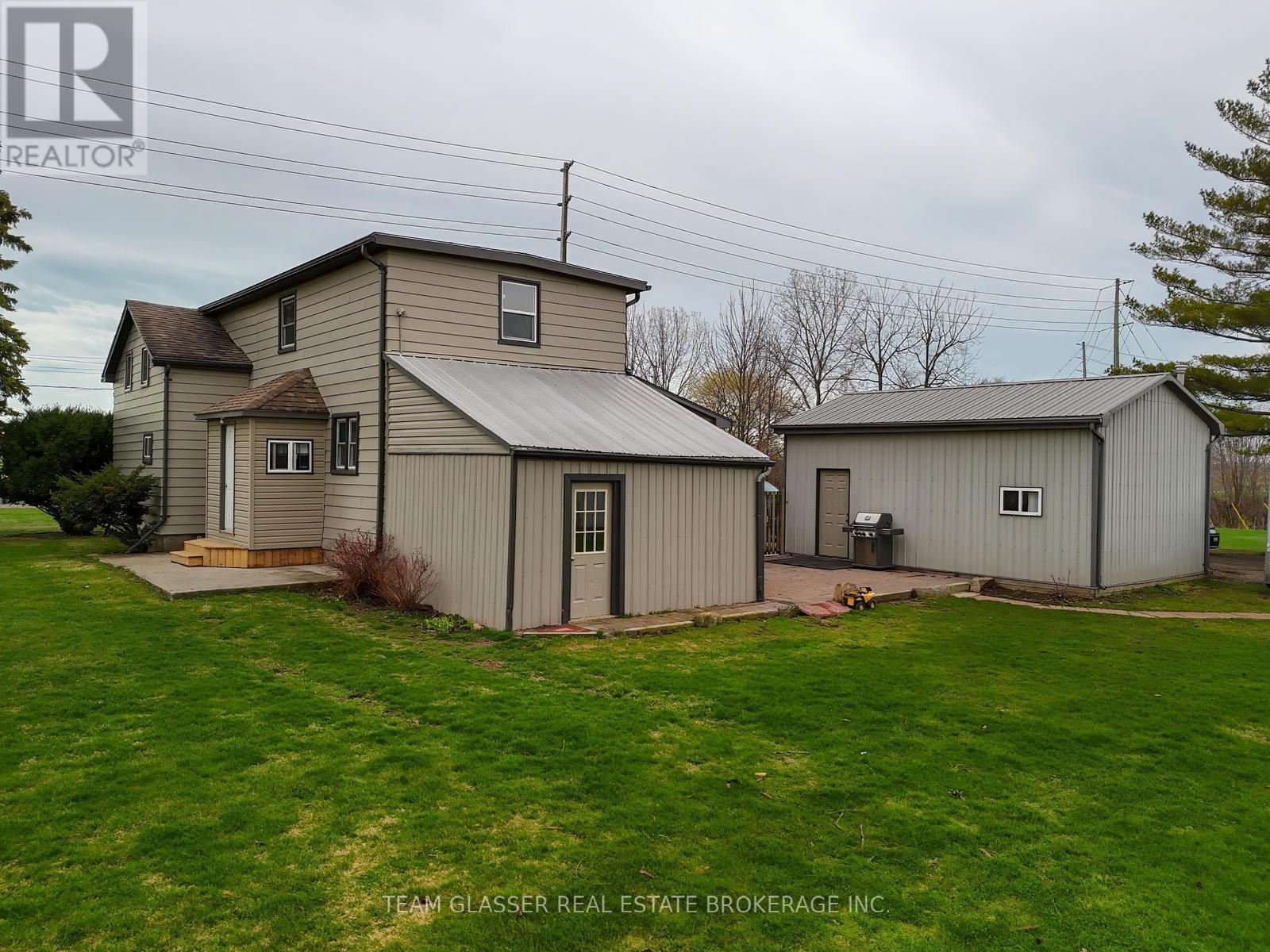 53216 NOVA SCOTIA LINE E Property Photo