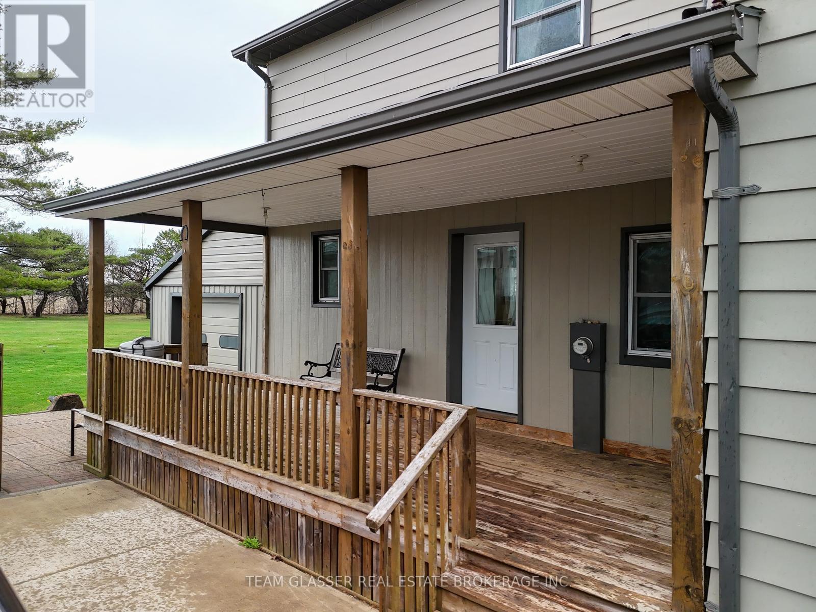 53216 NOVA SCOTIA LINE E Property Photo