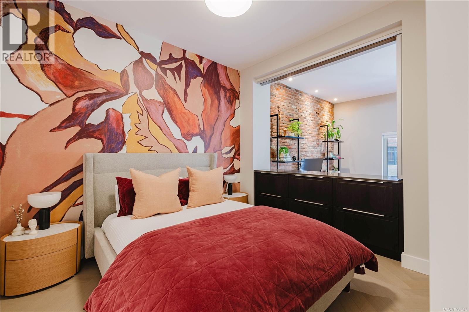 207 427 Lampson Street, Esquimalt