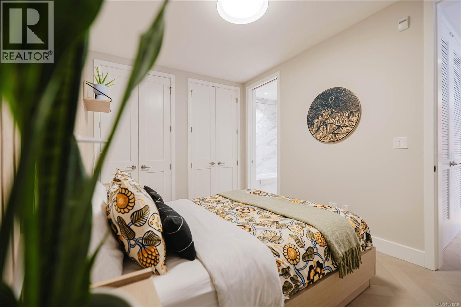 207 427 Lampson Street, Esquimalt