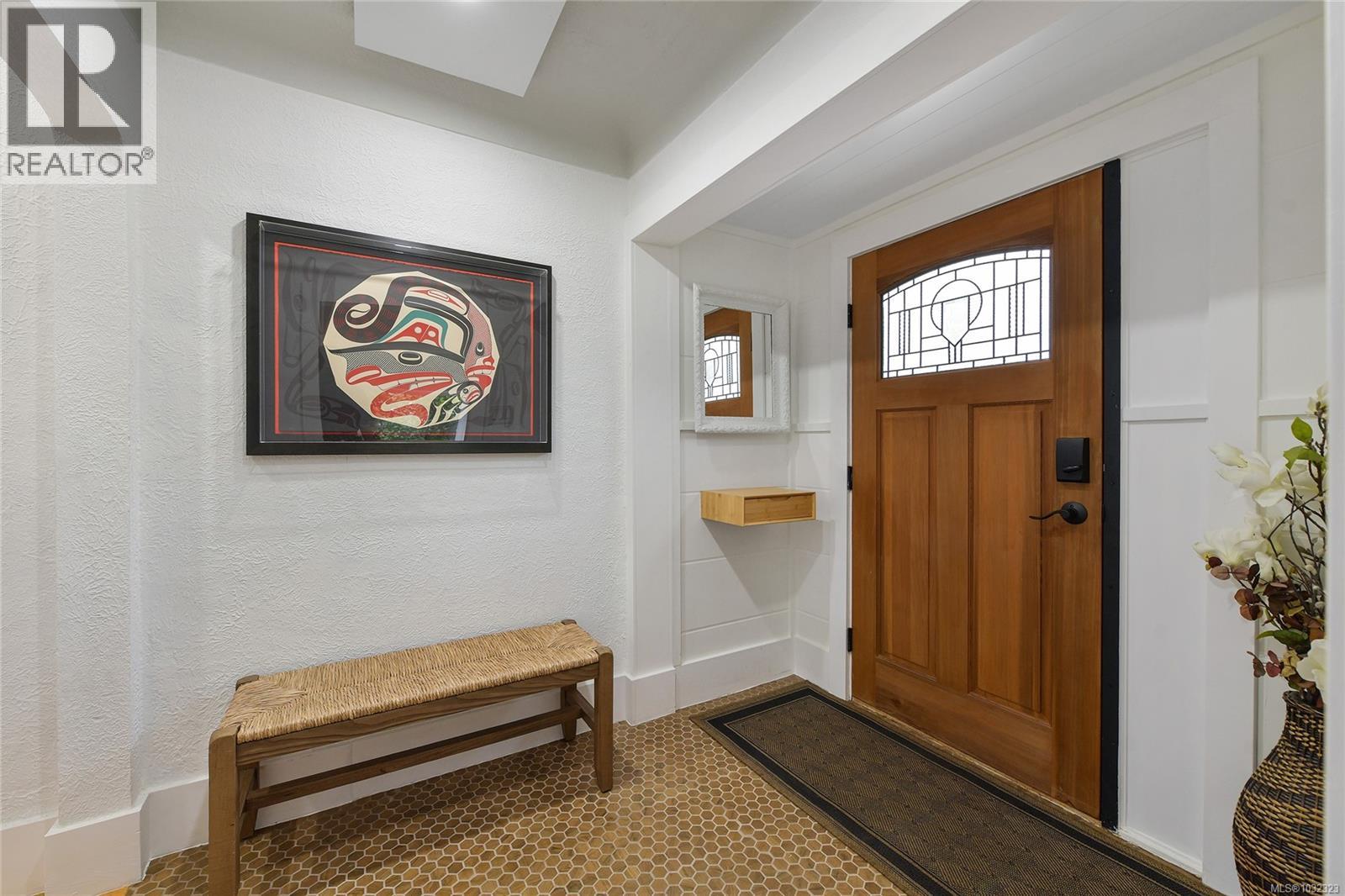  3528 Richmond Road, Saanich