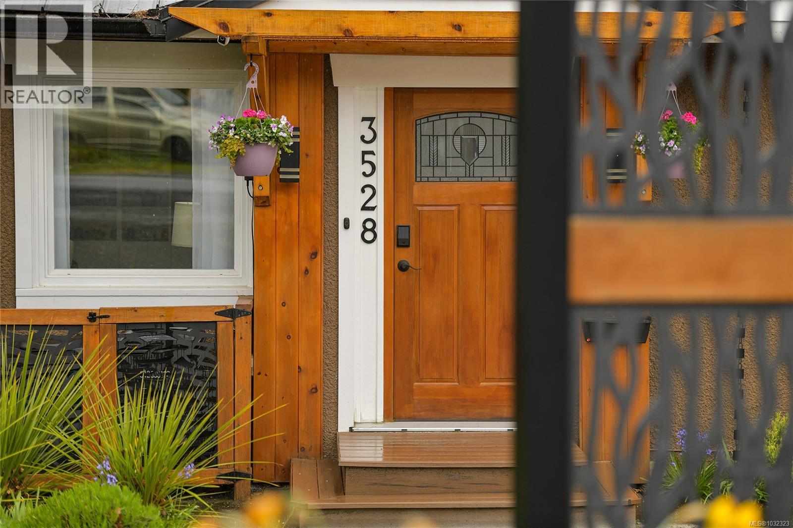  3528 Richmond Road, Saanich