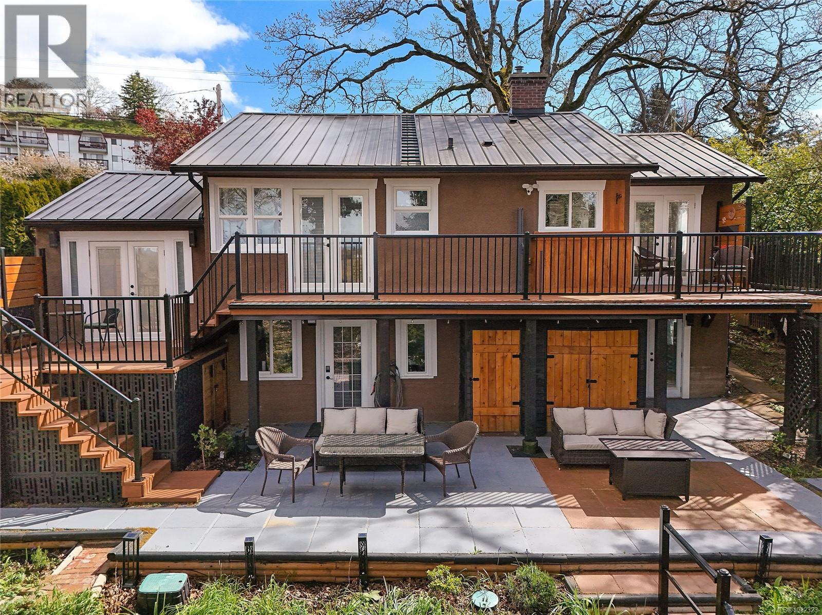  3528 Richmond Road, Saanich