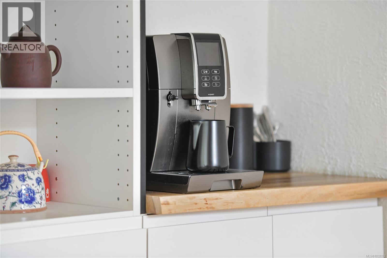  3528 Richmond Road, Saanich