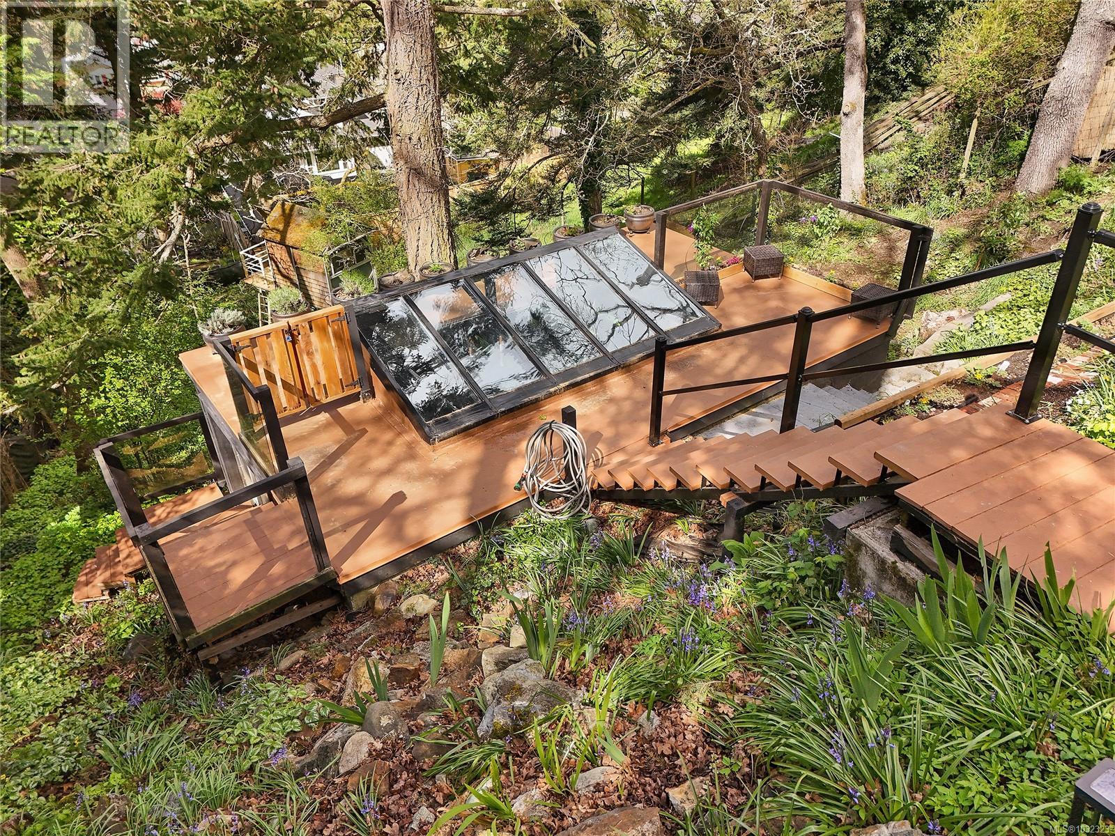  3528 Richmond Road, Saanich