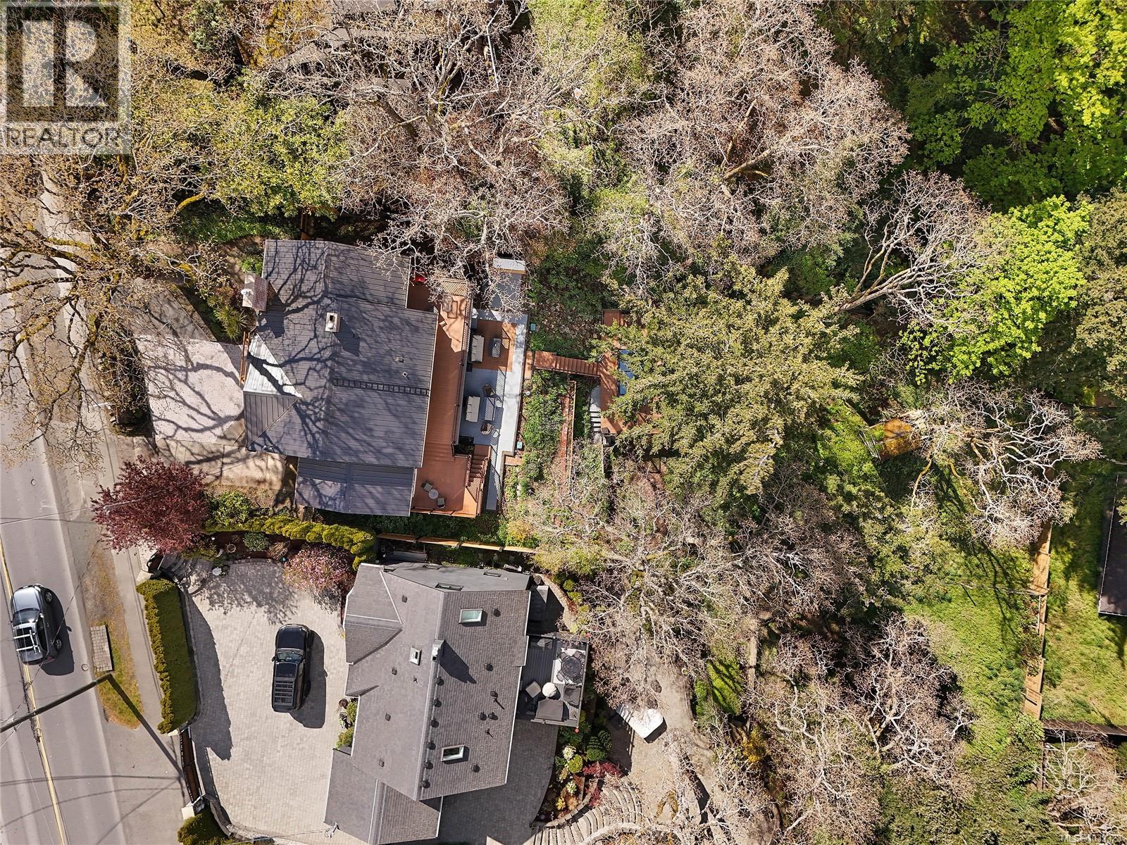  3528 Richmond Road, Saanich