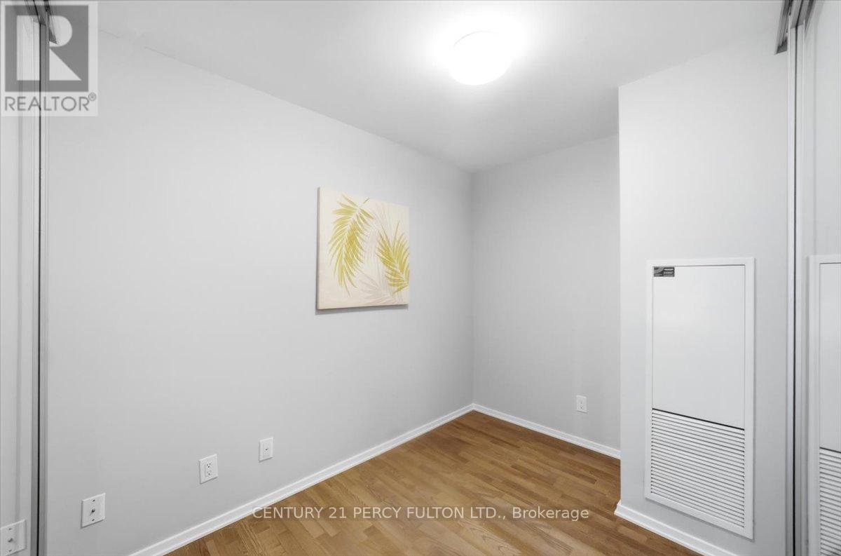 #313 1 BLOOR STREET E - 24