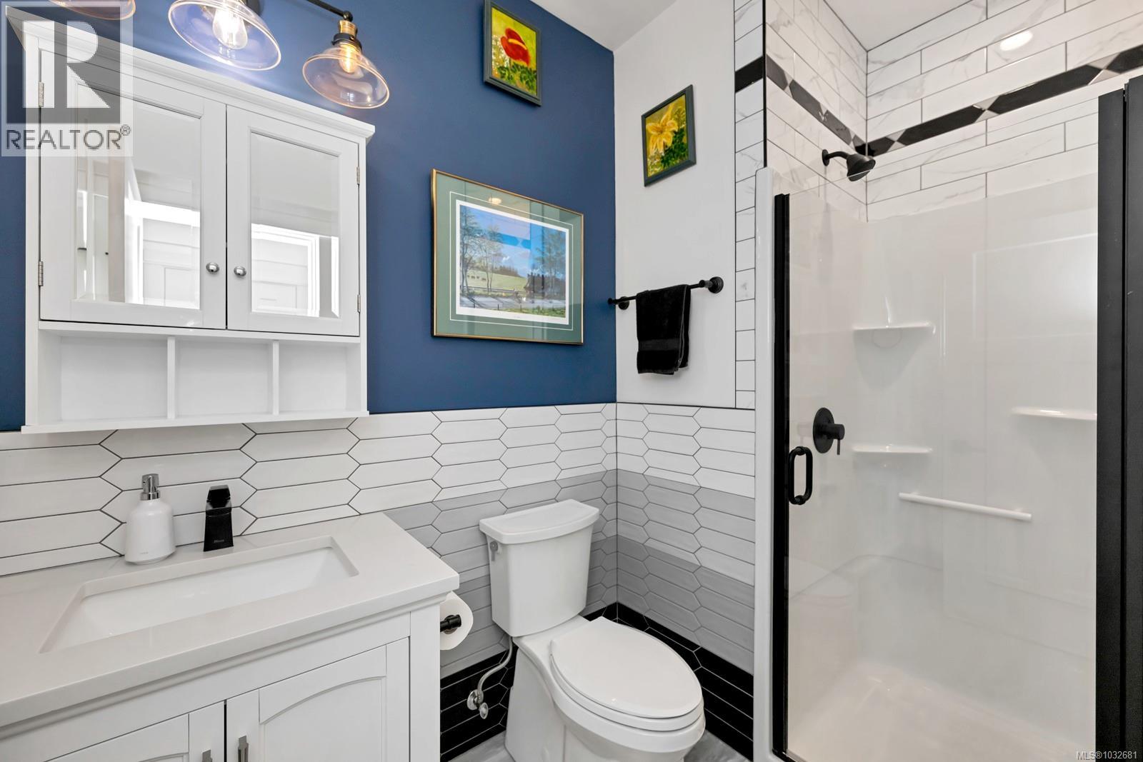  141 Castle Place, Duncan