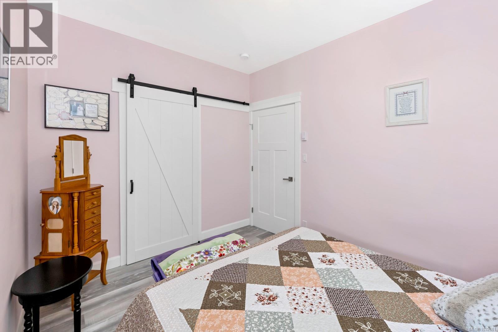  141 Castle Place, Duncan