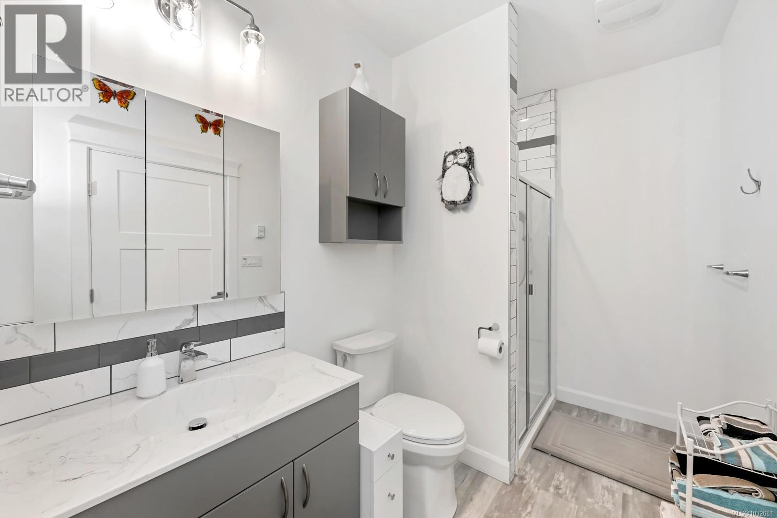 141 Castle Pl - 48