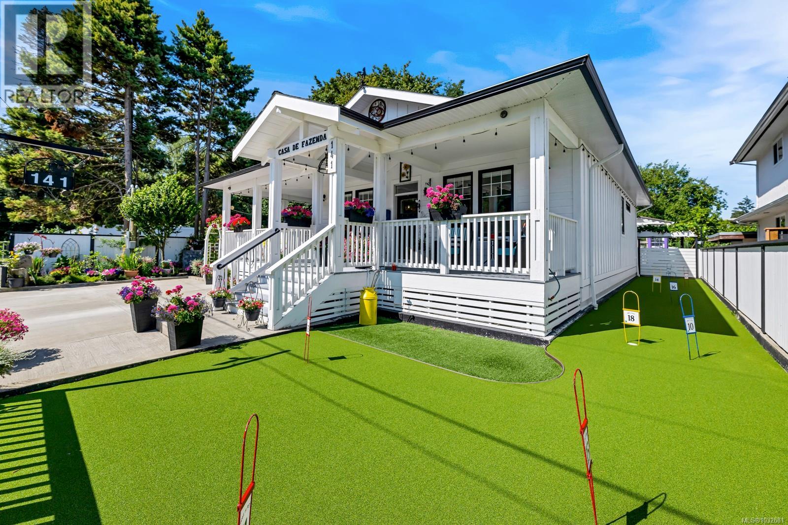  141 Castle Place, Duncan