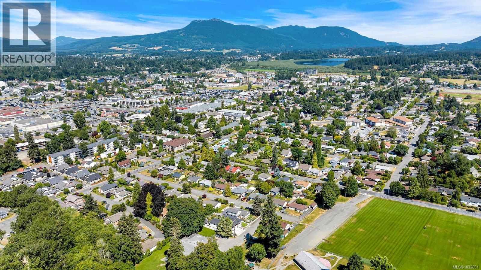  141 Castle Place, Duncan