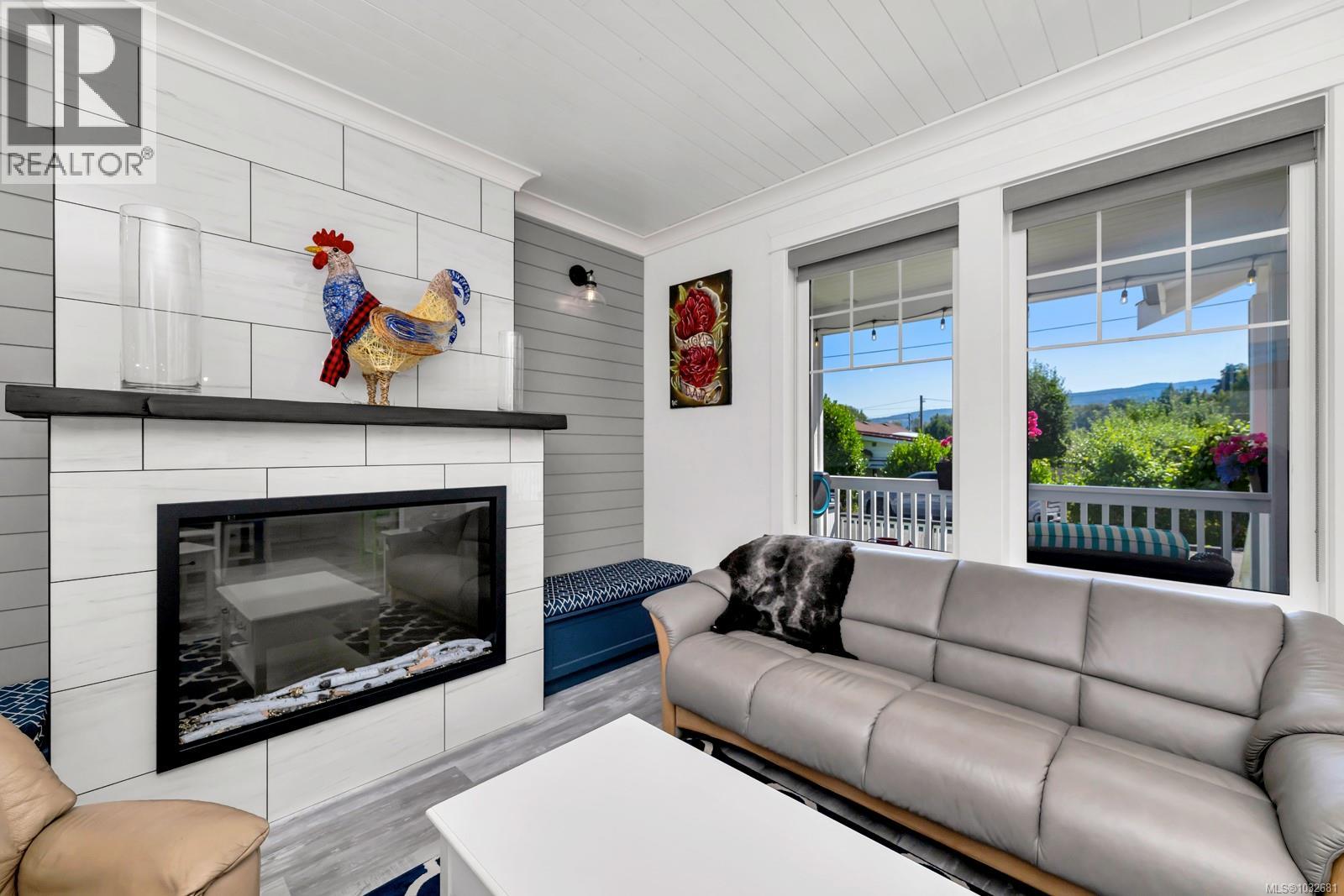  141 Castle Place, Duncan