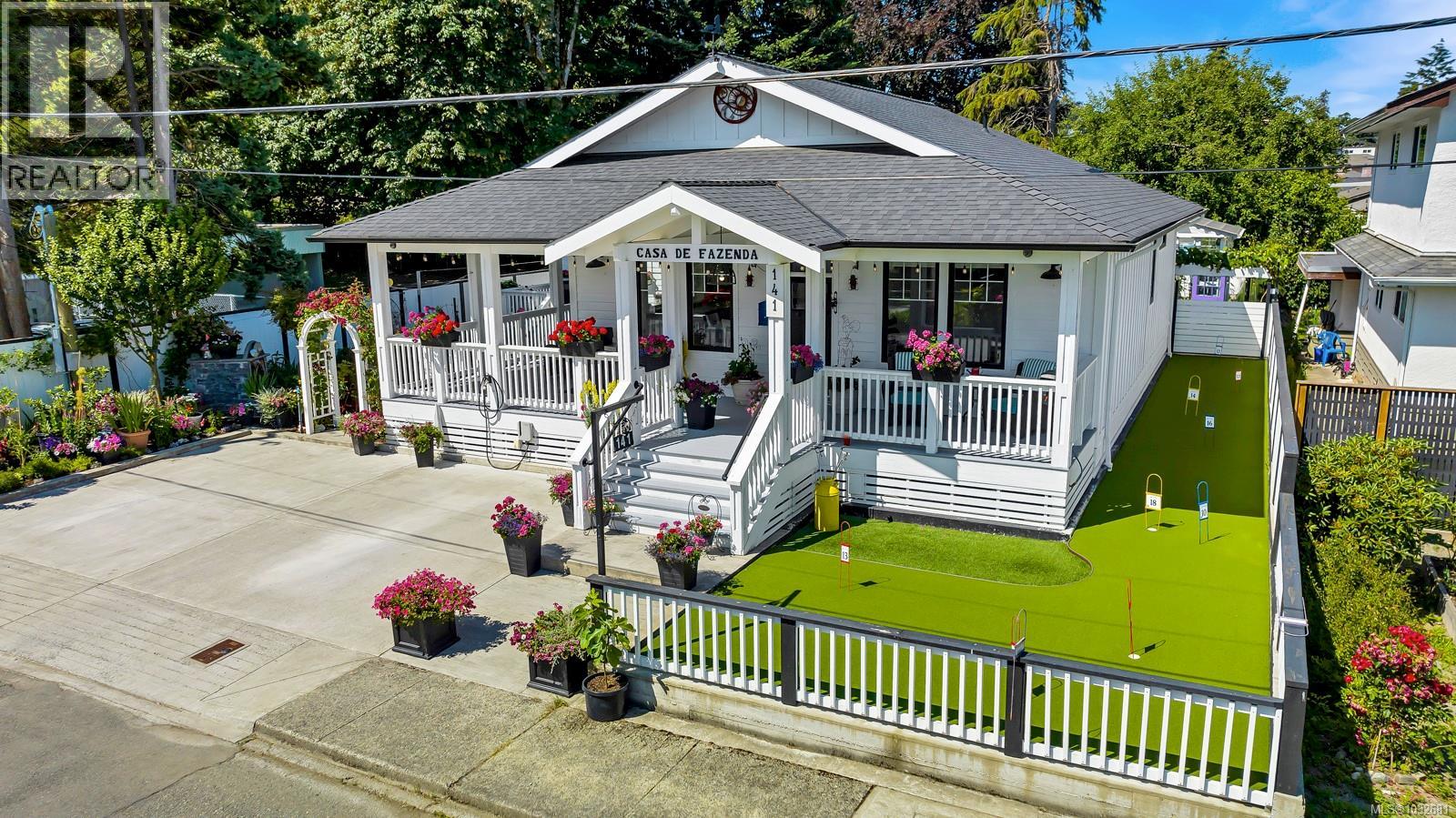  141 Castle Place, Duncan