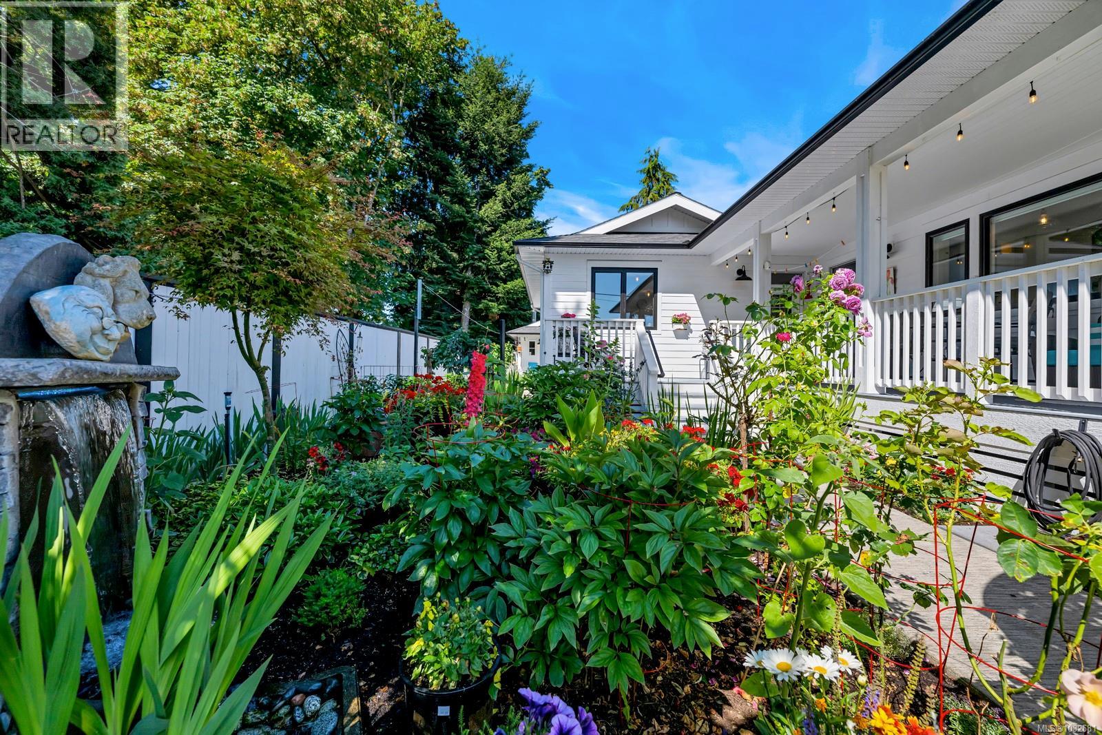  141 Castle Place, Duncan