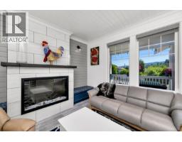 Living room - 141 Castle Pl, Duncan, BC V9L4Y3 Photo 6